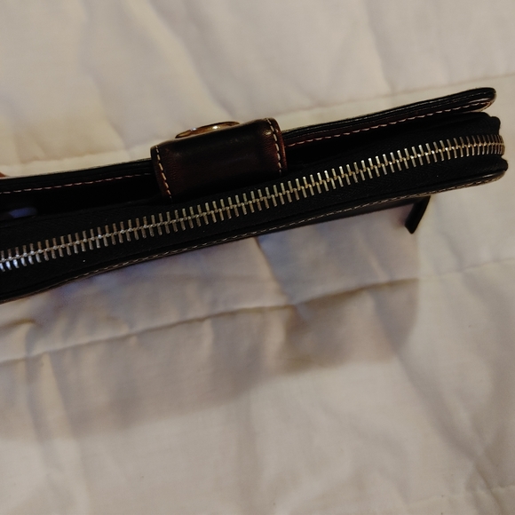 Dooney & Bourke Zip Around Wallet - Picture 4 of 13